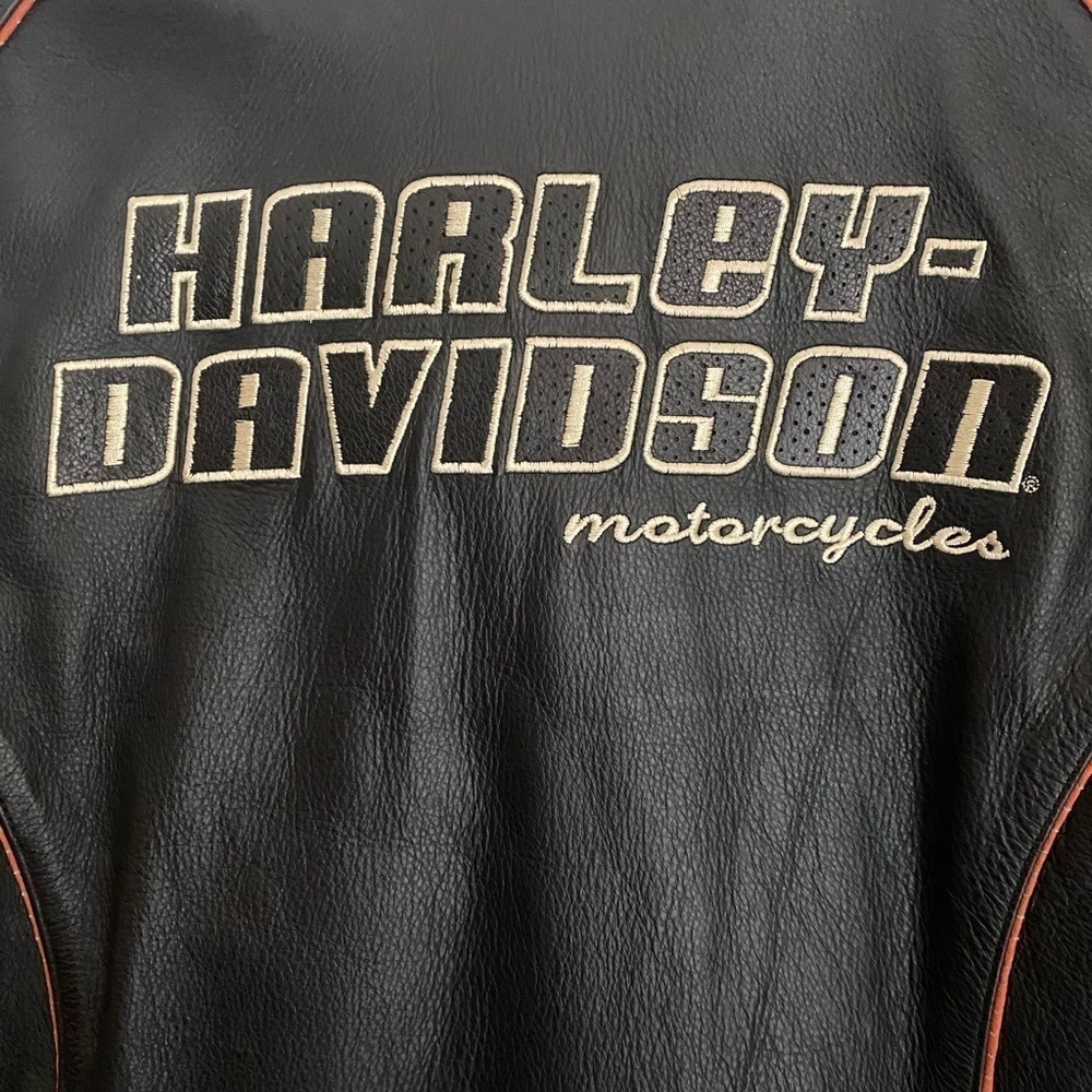 Harley Davidson Women’s Leather Jacket Medium NWT - Picture 4 of 13